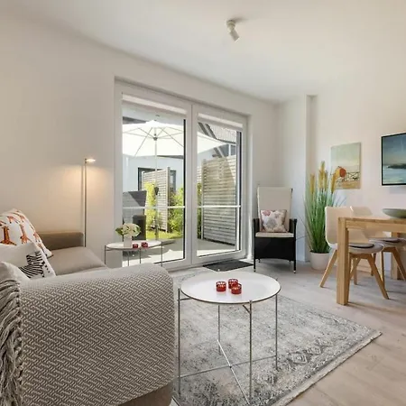 Whispering Waves Zingst